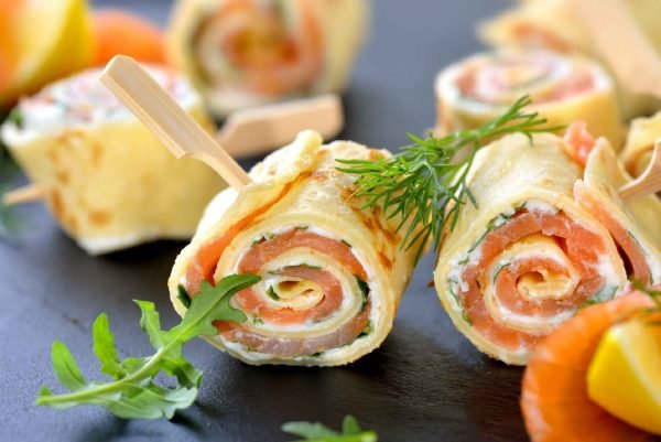 Keto crepe rolls